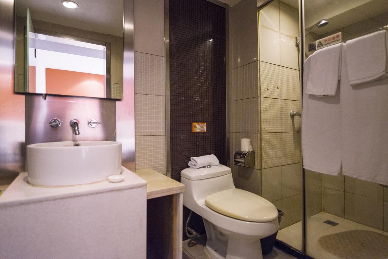 Motel Chongqing Jiefangbai Hongyadong Pedestrian Street Zewnętrze zdjęcie