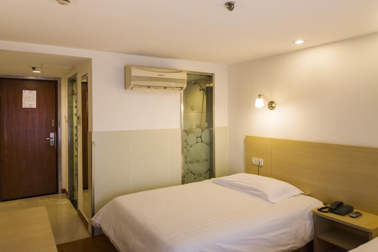 Motel Chongqing Jiefangbai Hongyadong Pedestrian Street Zewnętrze zdjęcie