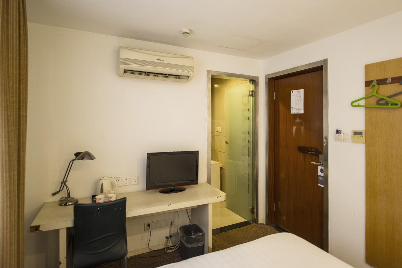 Motel Chongqing Jiefangbai Hongyadong Pedestrian Street Zewnętrze zdjęcie