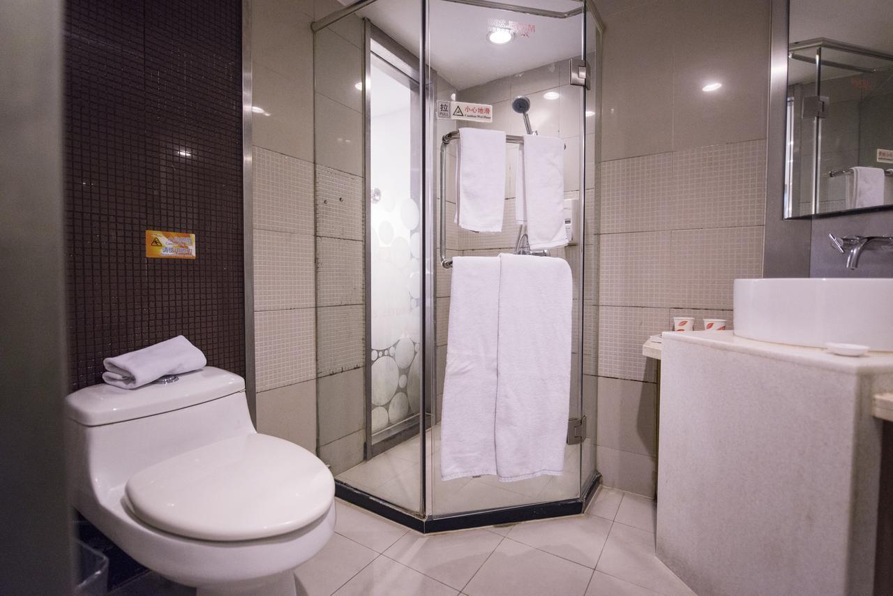 Motel Chongqing Jiefangbai Hongyadong Pedestrian Street Zewnętrze zdjęcie