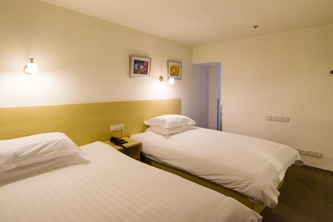 Motel Chongqing Jiefangbai Hongyadong Pedestrian Street Zewnętrze zdjęcie